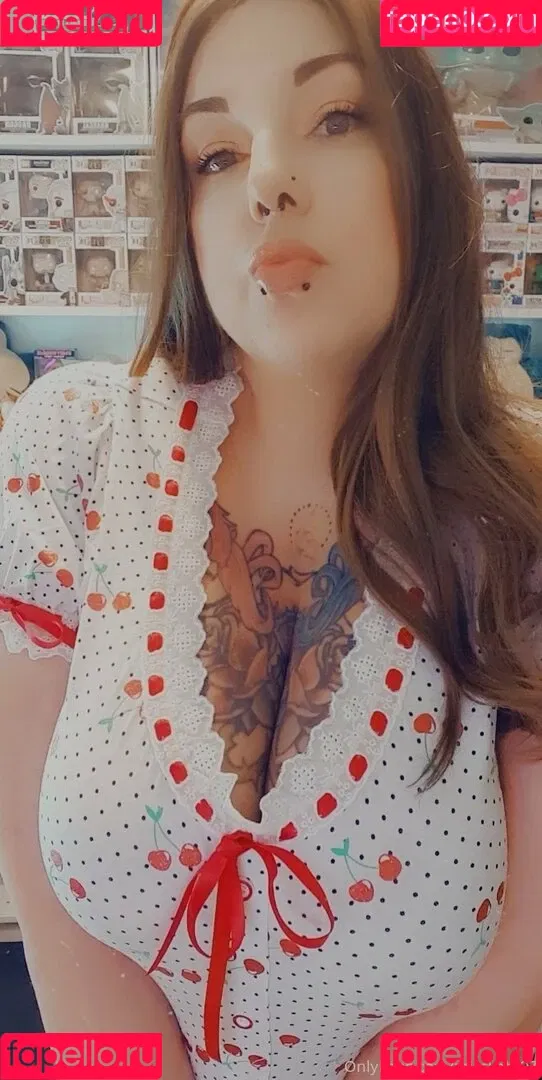 therealmisskat Onlyfans Photo Gallery 