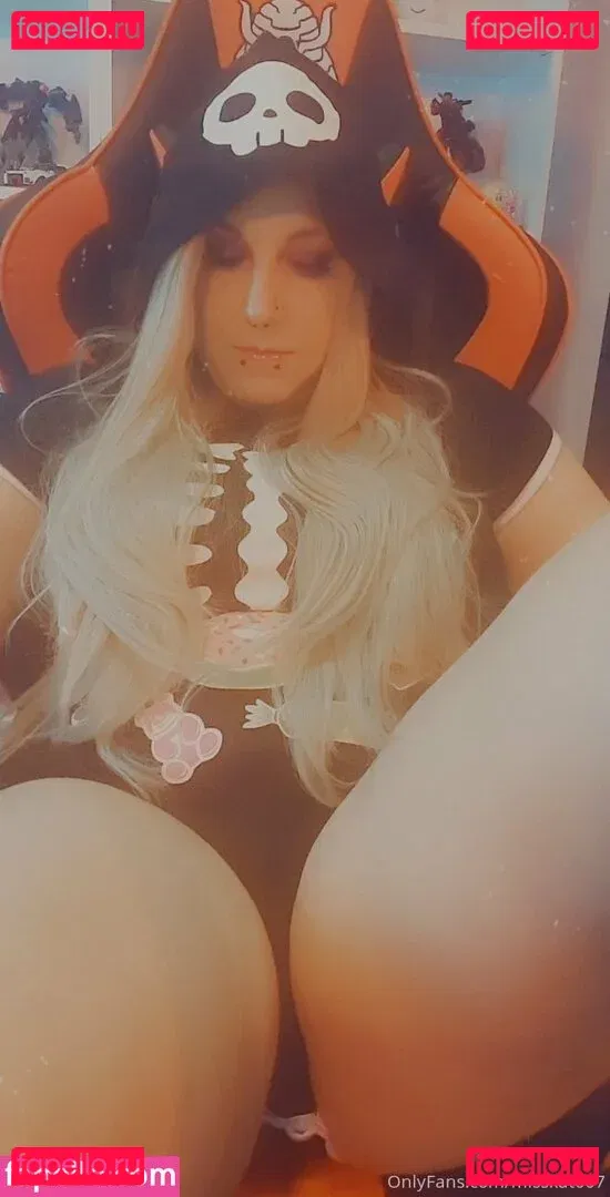 therealmisskat Onlyfans Photo Gallery 