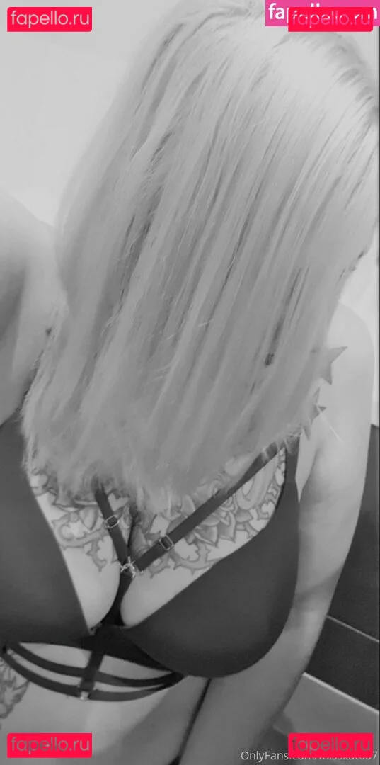 therealmisskat Onlyfans Photo Gallery 