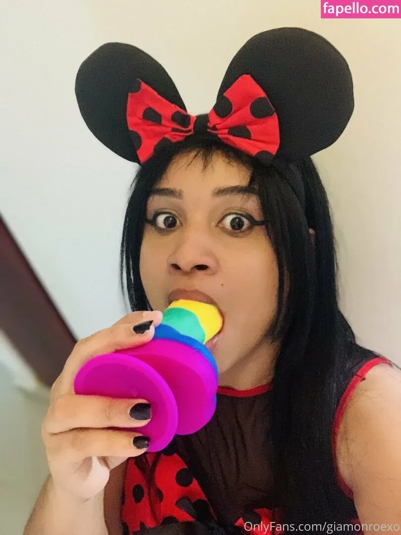 giamonroexo Onlyfans Photo Gallery 