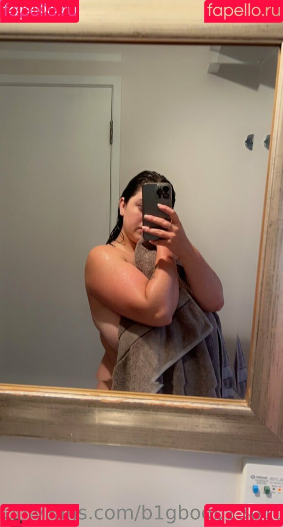 b1gboob13b1tch Onlyfans Photo Gallery 