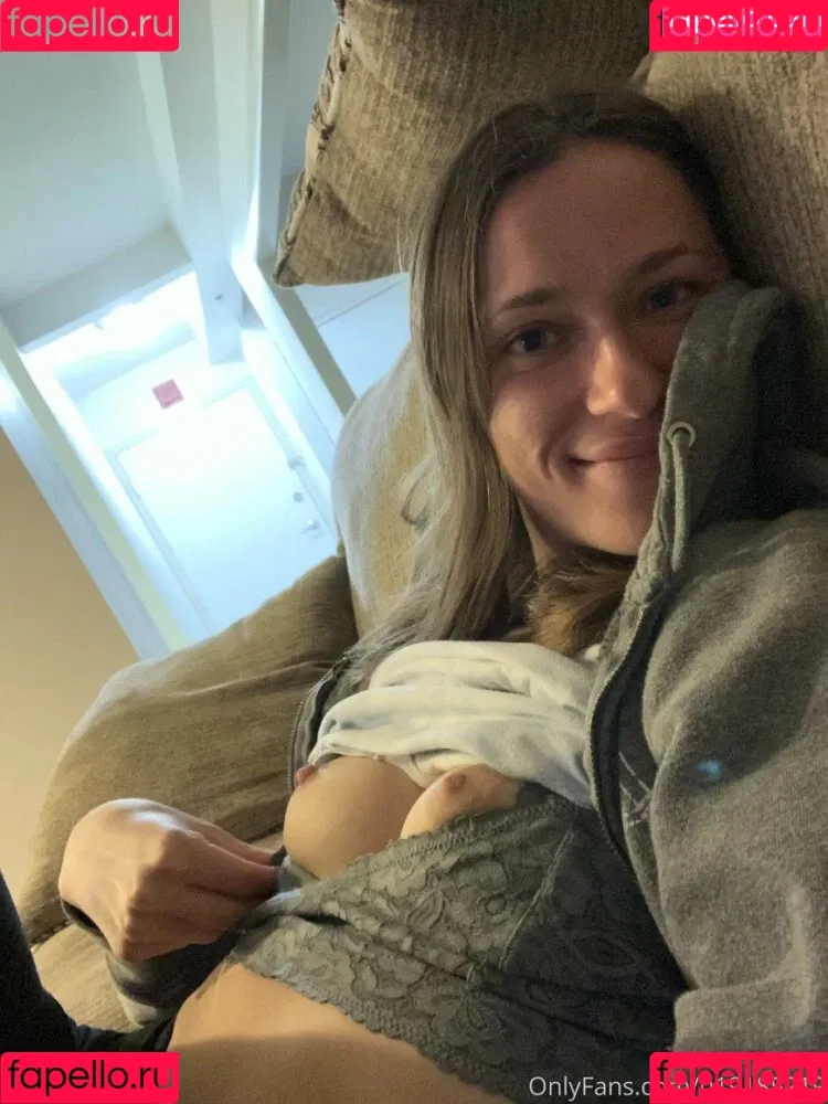 Celesteschmeckles Onlyfans Photo Gallery 