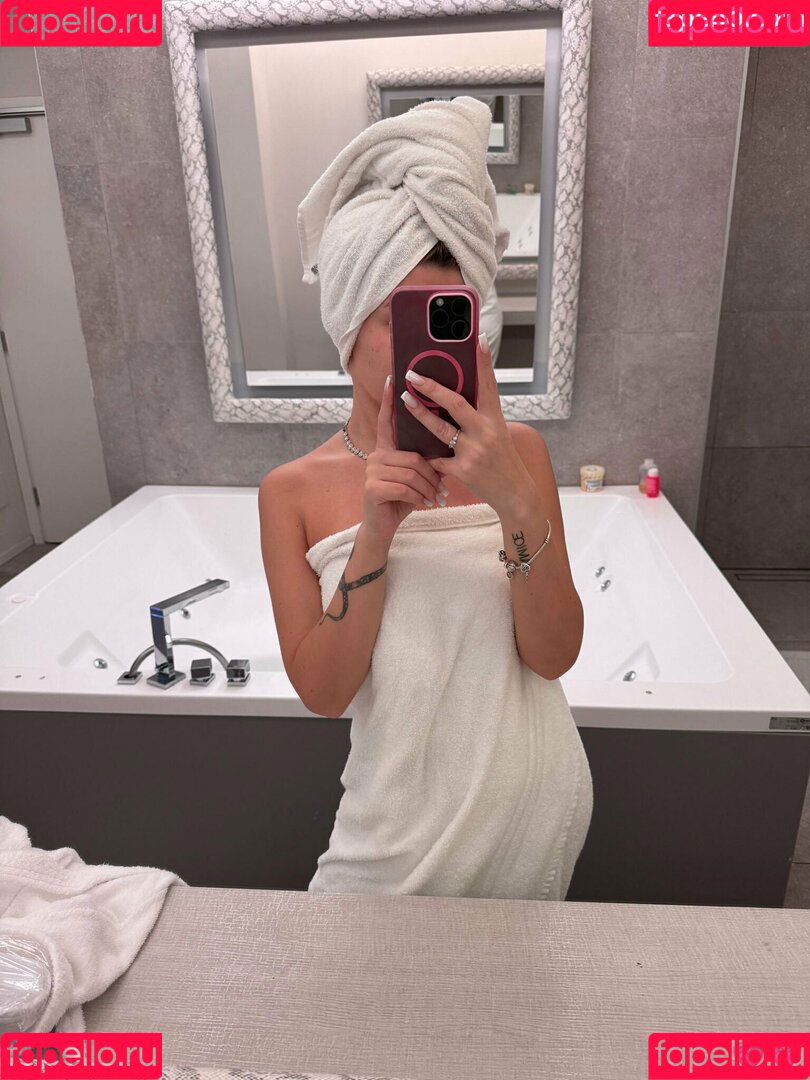 eli.esposito Onlyfans Photo Gallery 