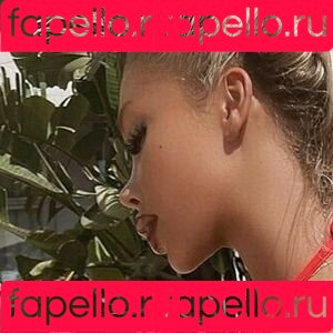 Carolinenitter Onlyfans Photo Gallery 