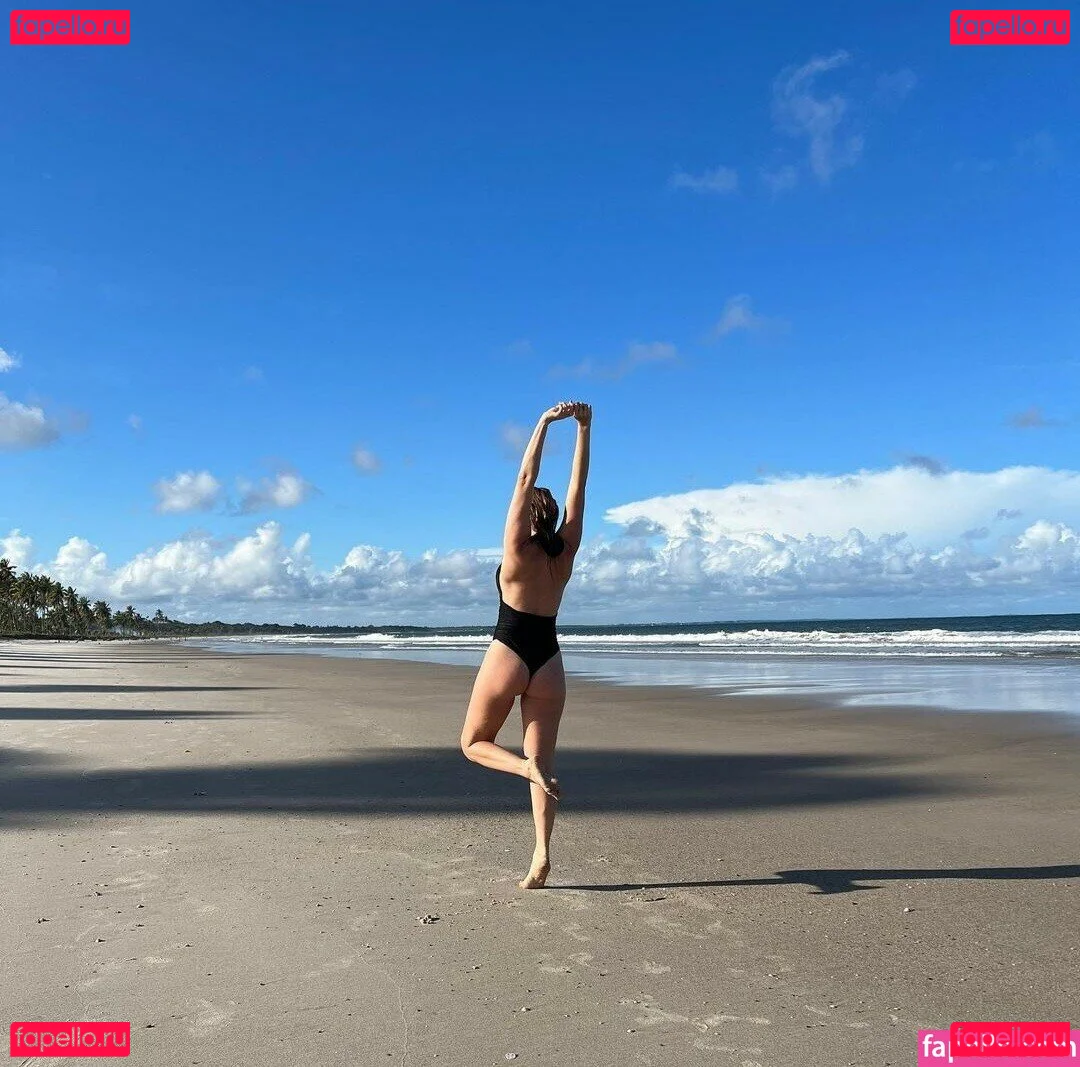 Mariana Ximenes Onlyfans Photo Gallery 