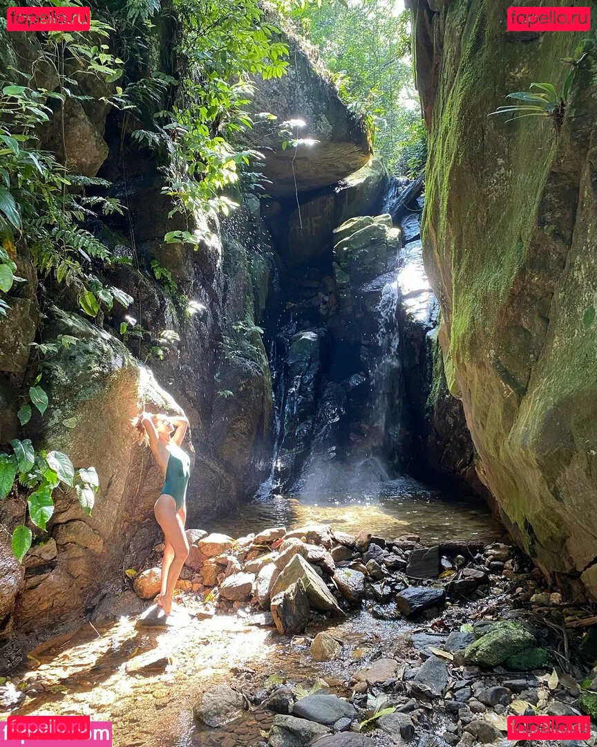 Mariana Ximenes Onlyfans Photo Gallery 