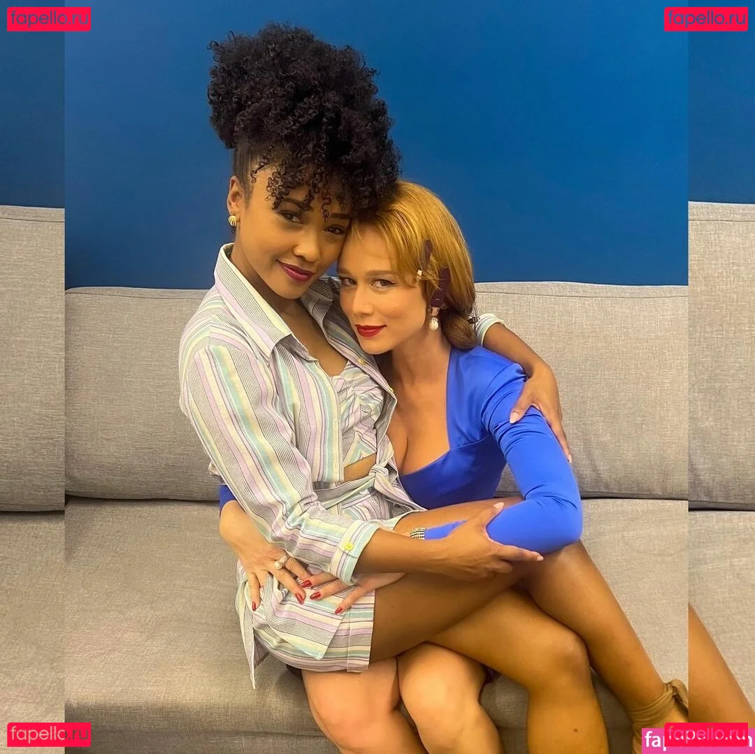 Mariana Ximenes Onlyfans Photo Gallery 