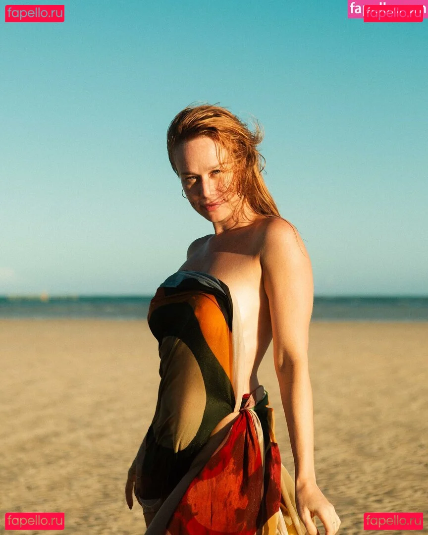 Mariana Ximenes Onlyfans Photo Gallery 