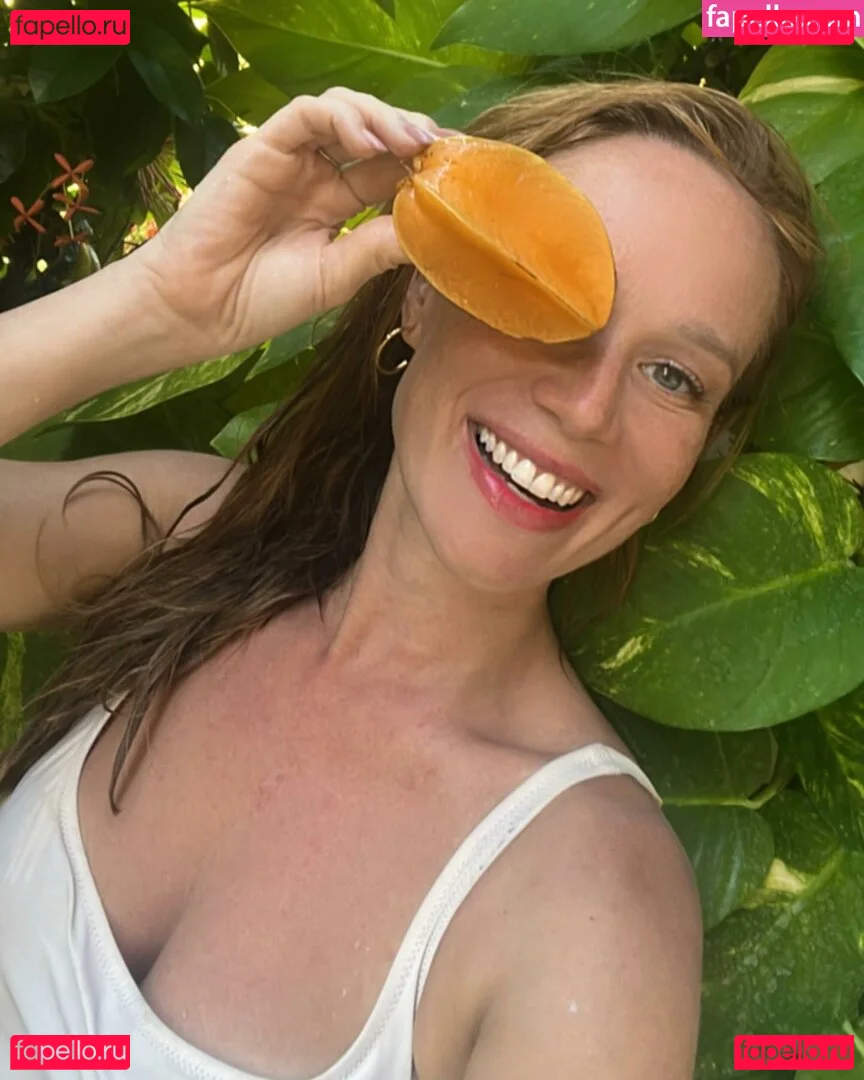 Mariana Ximenes Onlyfans Photo Gallery 