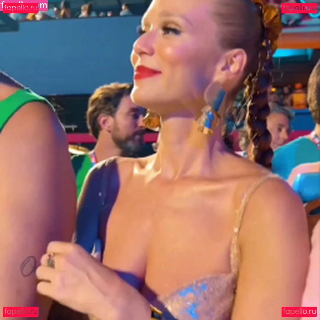 Mariana Ximenes Onlyfans Photo Gallery 