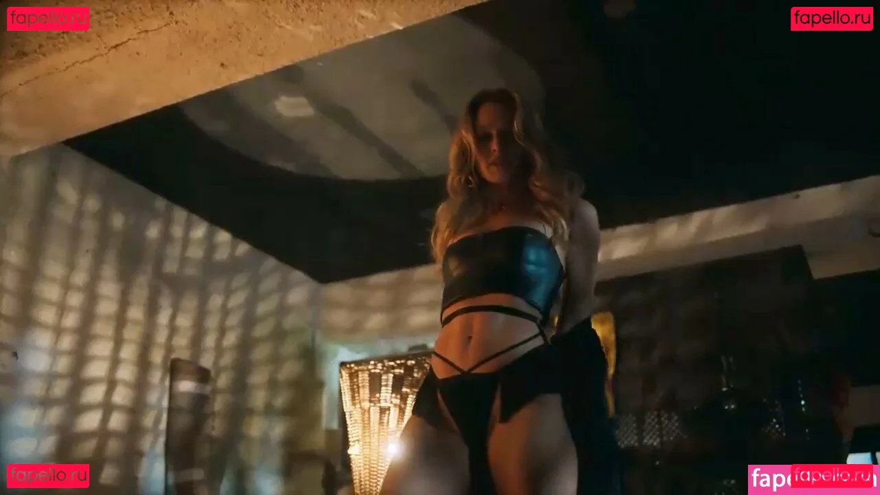 Mariana Ximenes Onlyfans Photo Gallery 