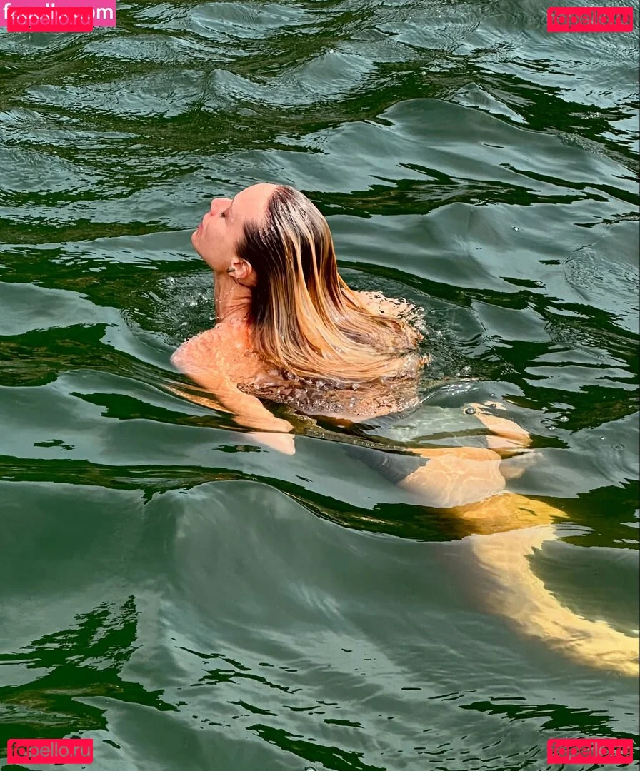 Mariana Ximenes Onlyfans Photo Gallery 