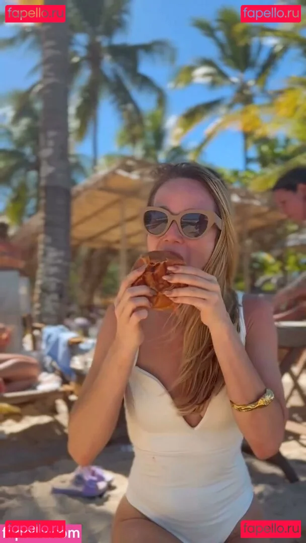 Mariana Ximenes Onlyfans Photo Gallery 