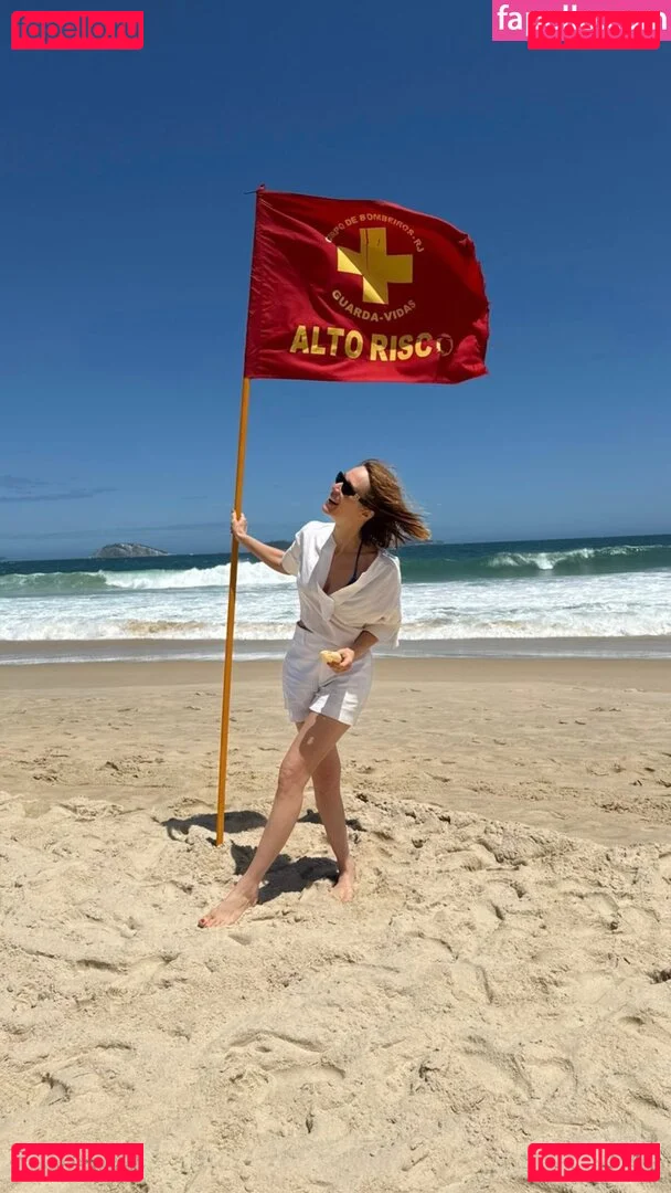 Mariana Ximenes Onlyfans Photo Gallery 