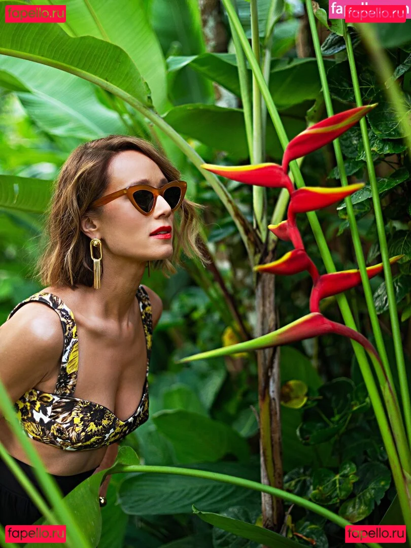 Mariana Ximenes Onlyfans Photo Gallery 