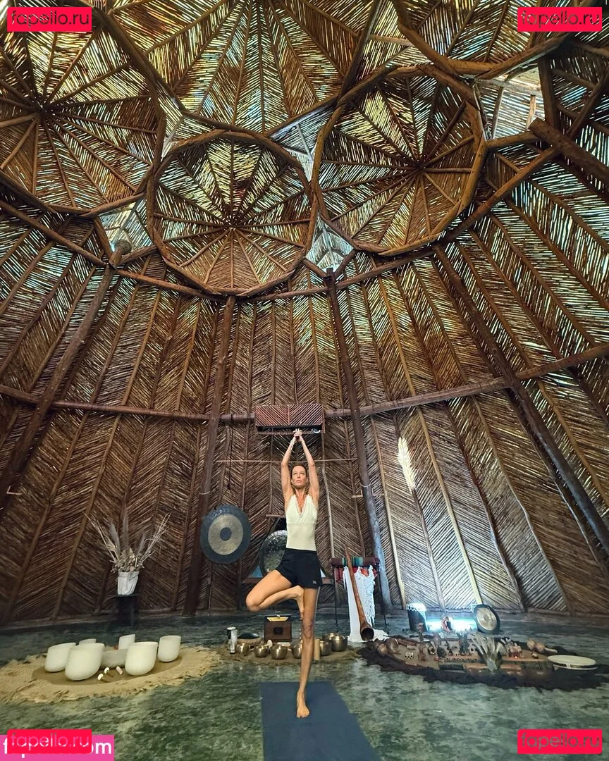 Mariana Ximenes Onlyfans Photo Gallery 