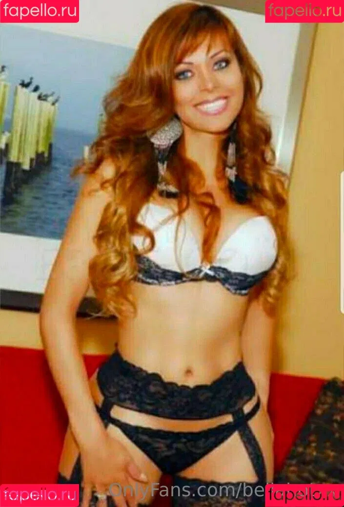 bellahotxx Onlyfans Photo Gallery 