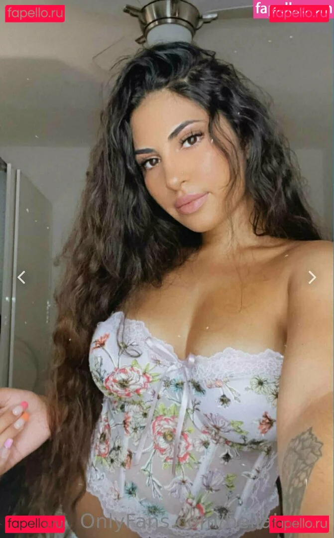 bellahotxx Onlyfans Photo Gallery 