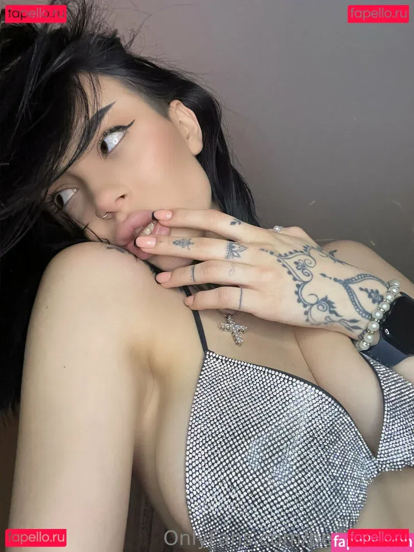 bellahotxx Onlyfans Photo Gallery 