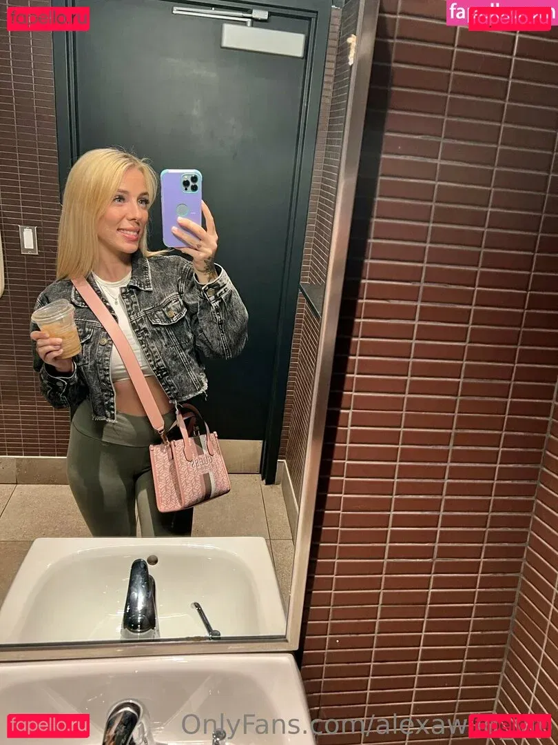 alexawild_vip Onlyfans Photo Gallery 