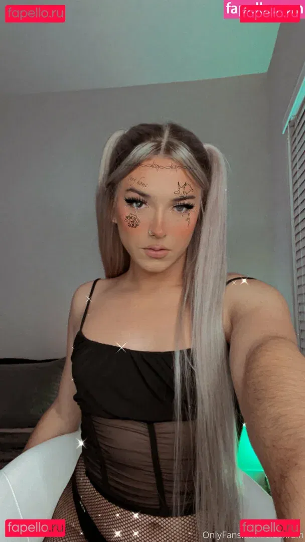 cloexrain Onlyfans Photo Gallery 