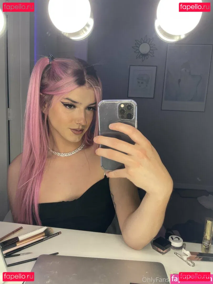 cloexrain Onlyfans Photo Gallery 