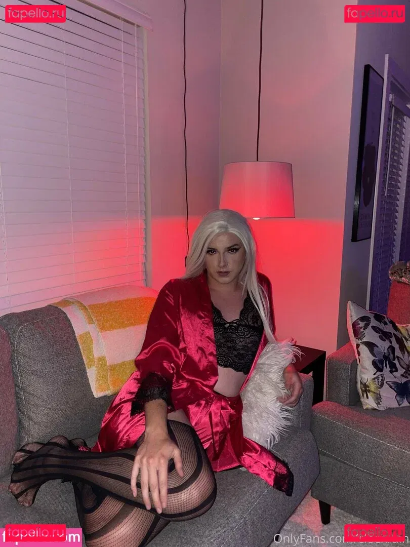 cloexrain Onlyfans Photo Gallery 