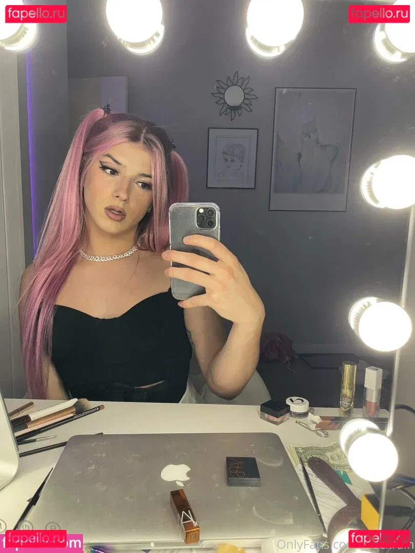 cloexrain Onlyfans Photo Gallery 