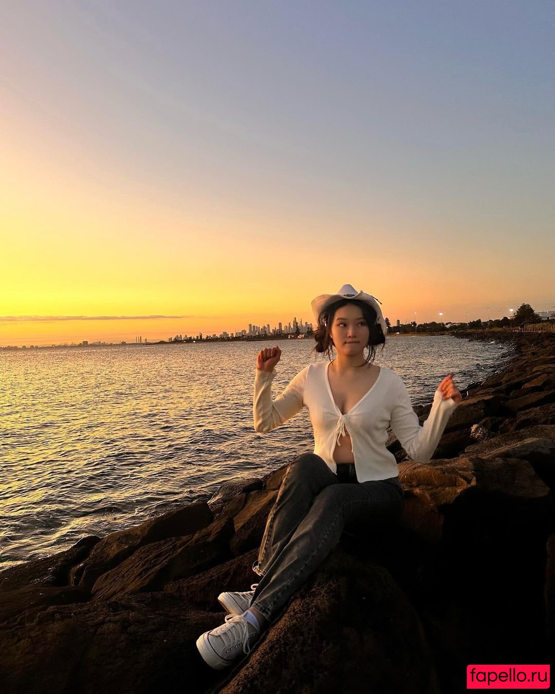 Vicki Mranrr Onlyfans Photo Gallery 