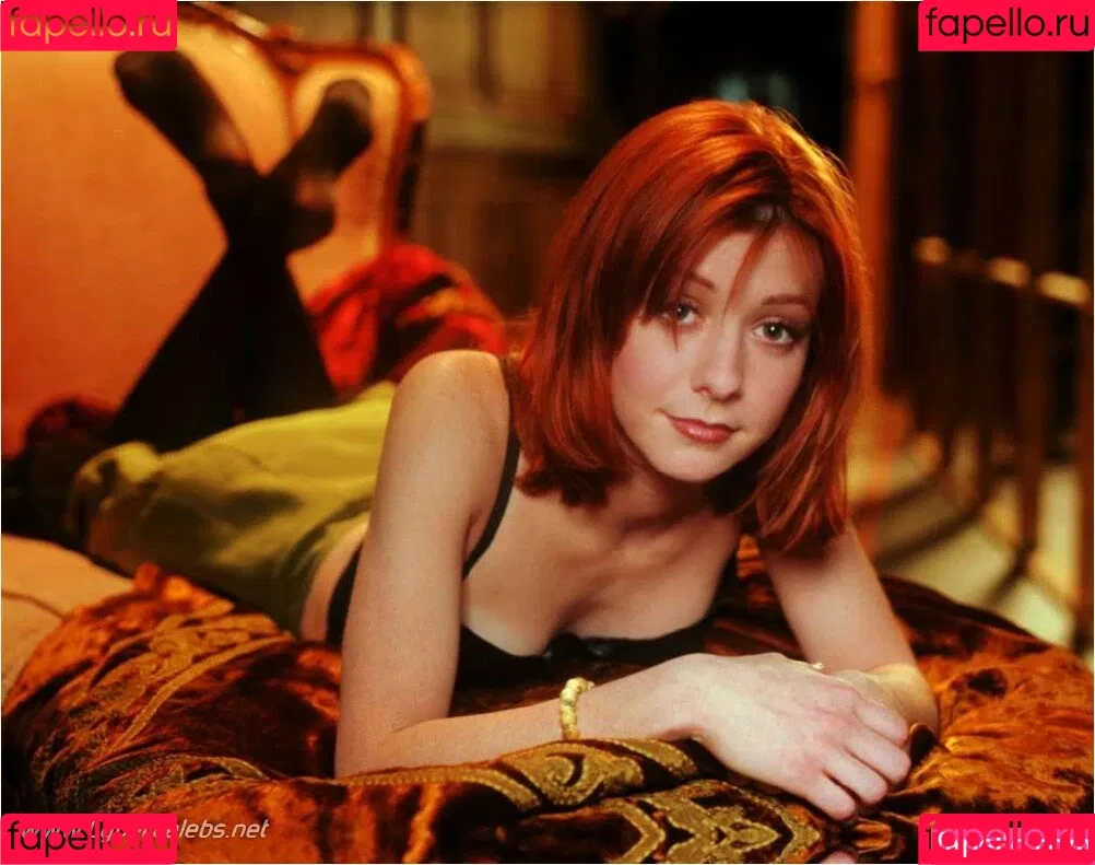 Alyson Hannigan Onlyfans Photo Gallery 