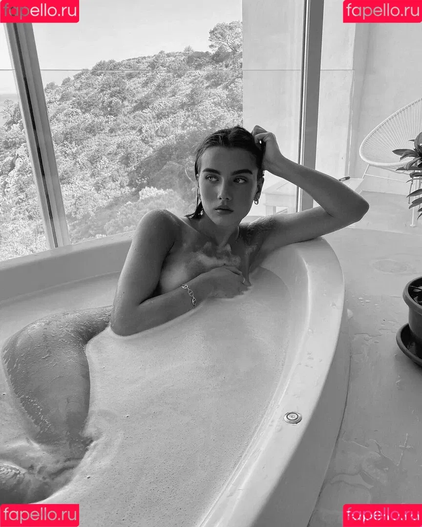 Claire Molin Onlyfans Photo Gallery 