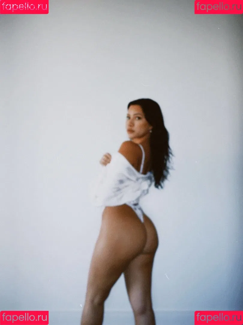 Julia Kelly Onlyfans Photo Gallery 