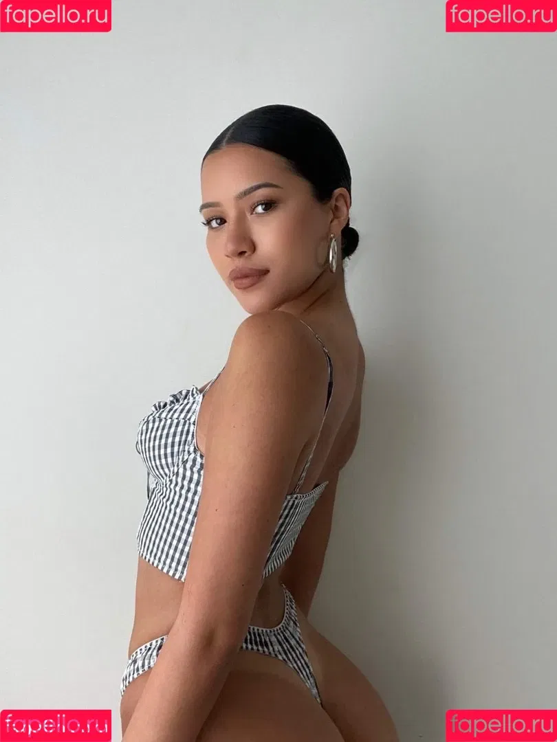 Julia Kelly Onlyfans Photo Gallery 