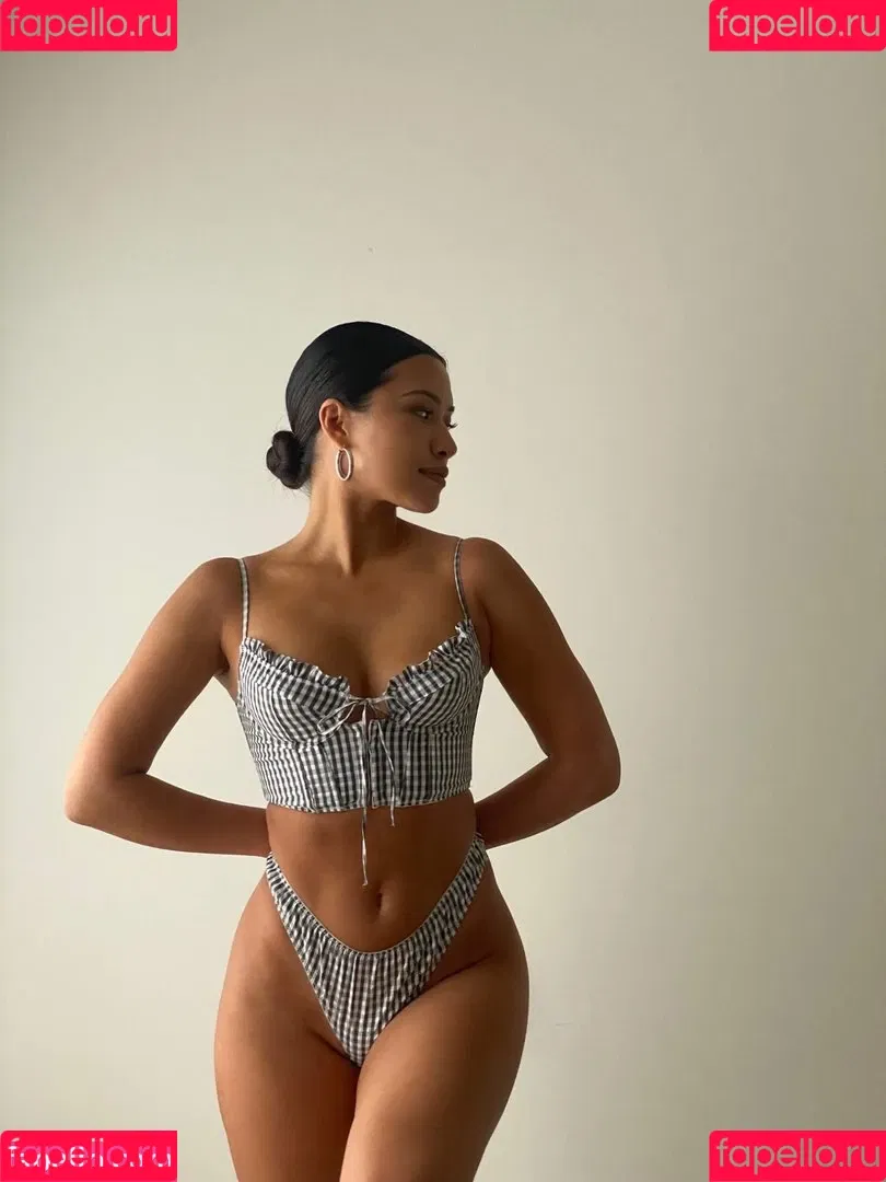 Julia Kelly Onlyfans Photo Gallery 