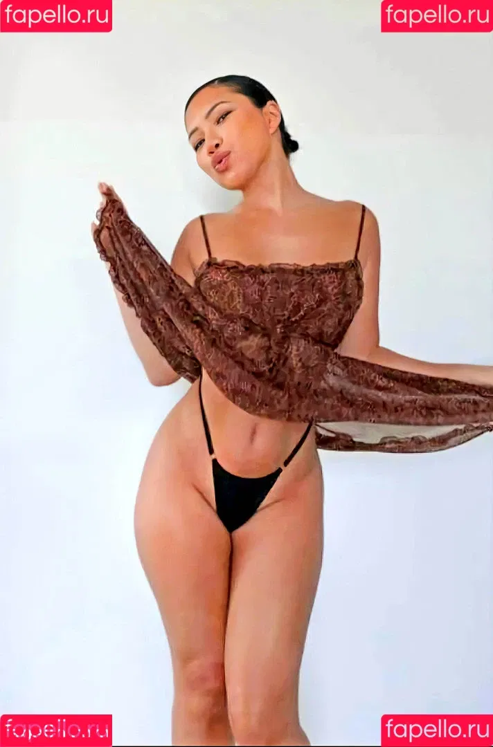 Julia Kelly Onlyfans Photo Gallery 