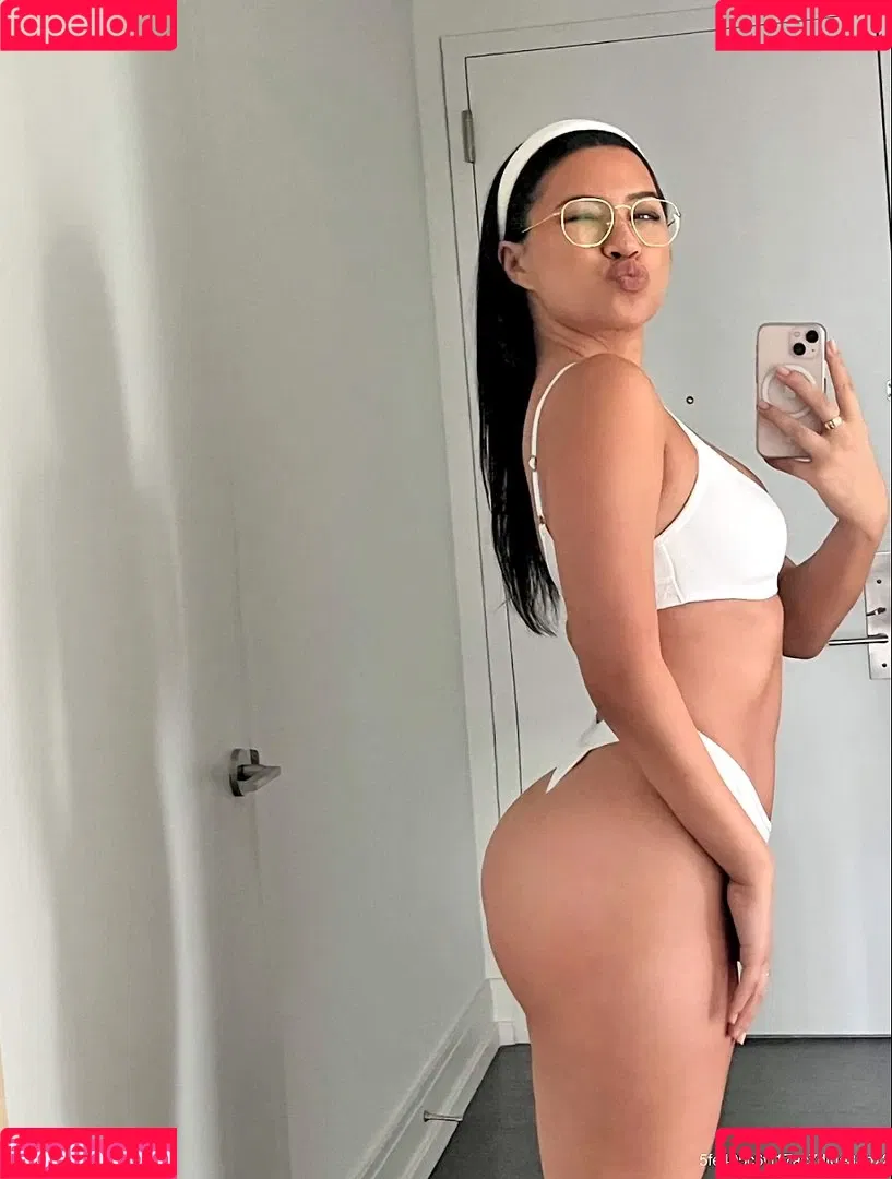 Julia Kelly Onlyfans Photo Gallery 