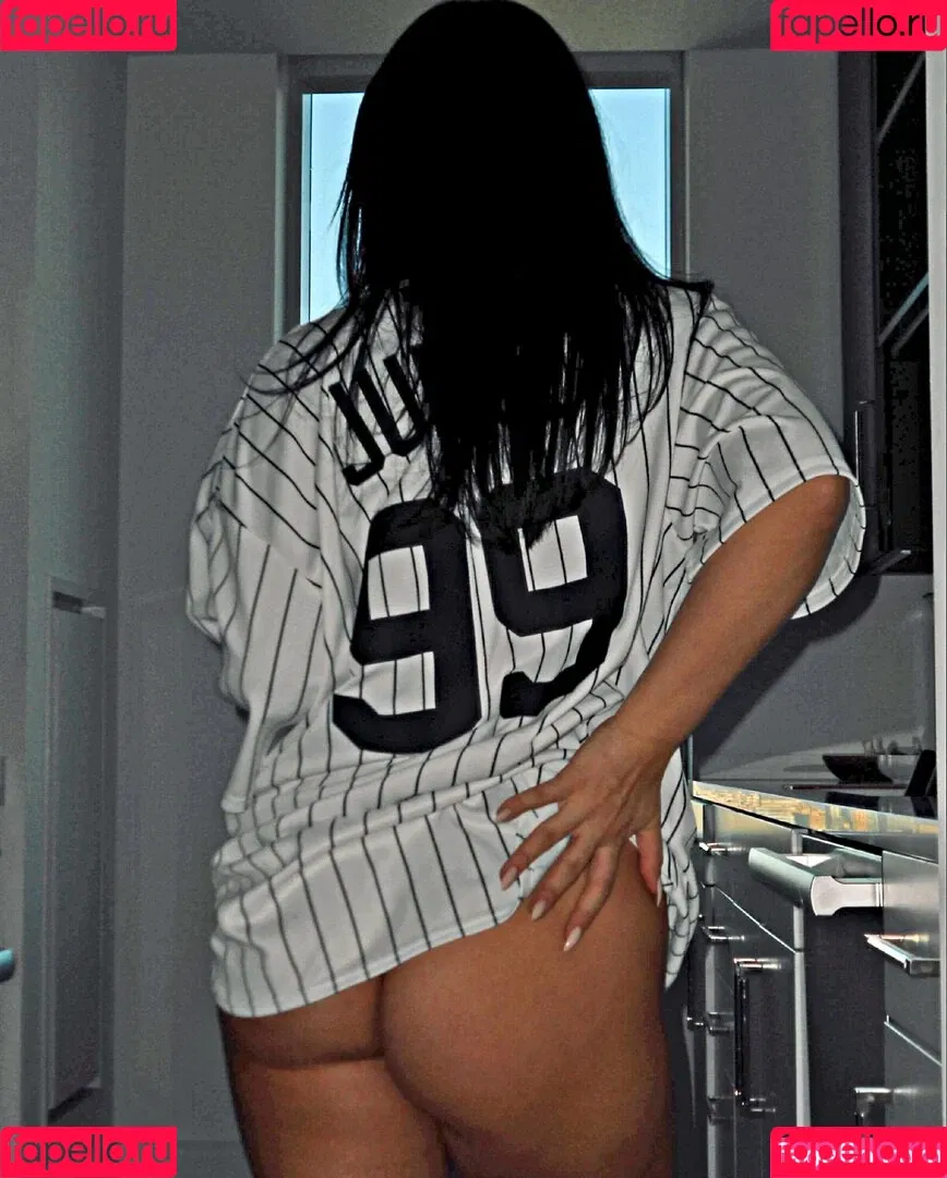 Julia Kelly Onlyfans Photo Gallery 