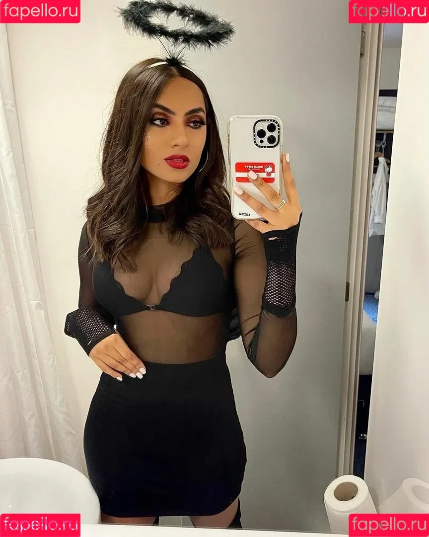 nikkirai_ Onlyfans Photo Gallery 