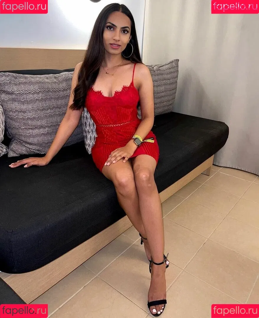 nikkirai_ Onlyfans Photo Gallery 