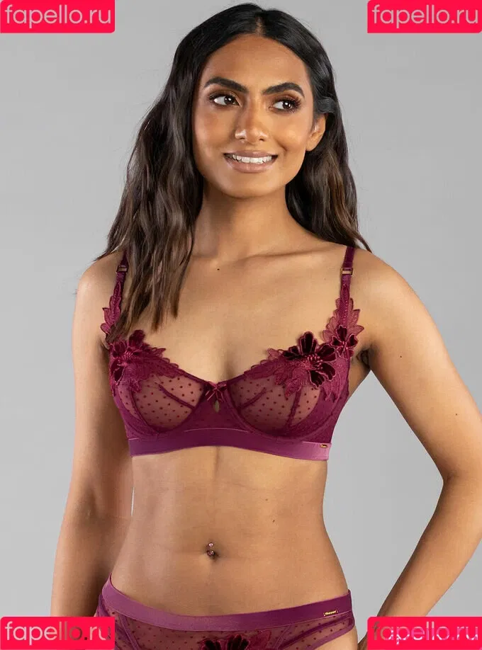 nikkirai_ Onlyfans Photo Gallery 