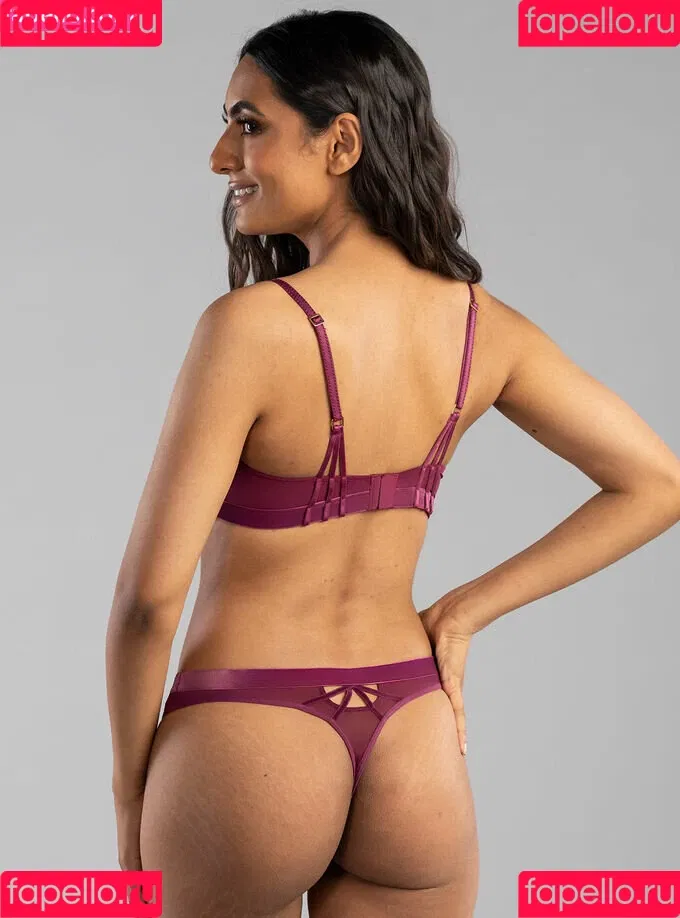 nikkirai_ Onlyfans Photo Gallery 