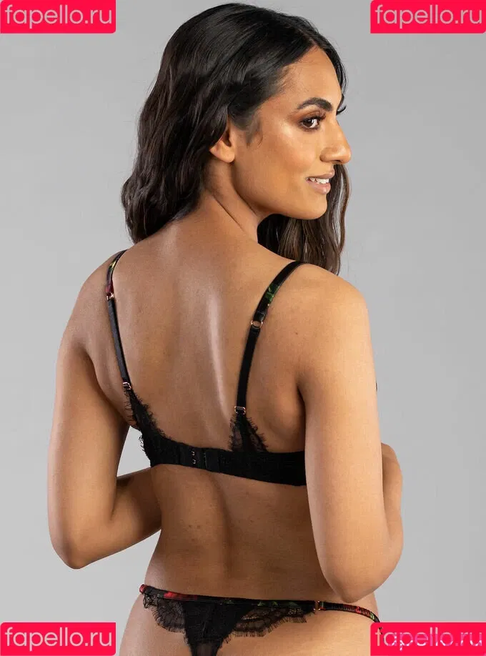 nikkirai_ Onlyfans Photo Gallery 