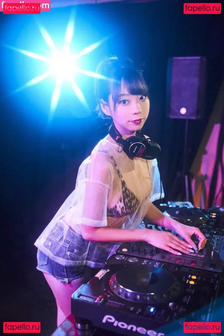 Hikaru Aoyama Onlyfans Photo Gallery 