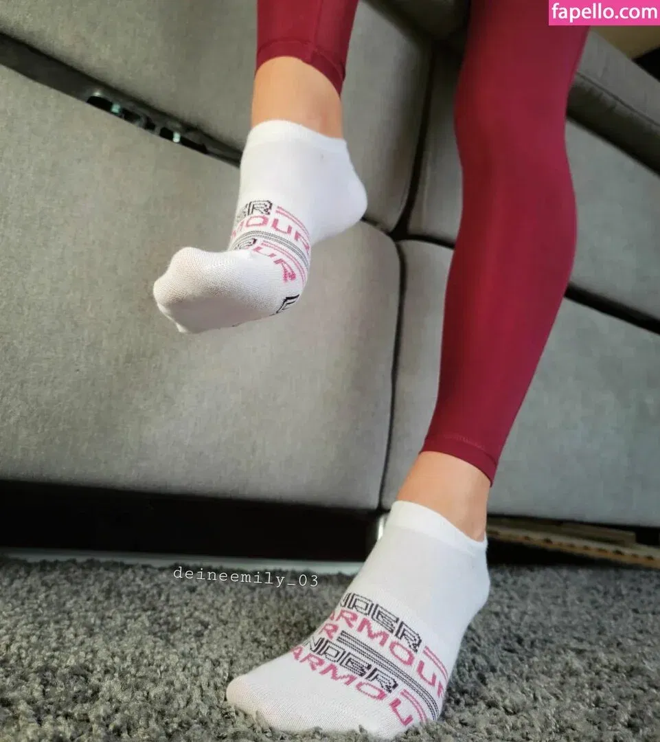 deineemily_03 Onlyfans Photo Gallery 