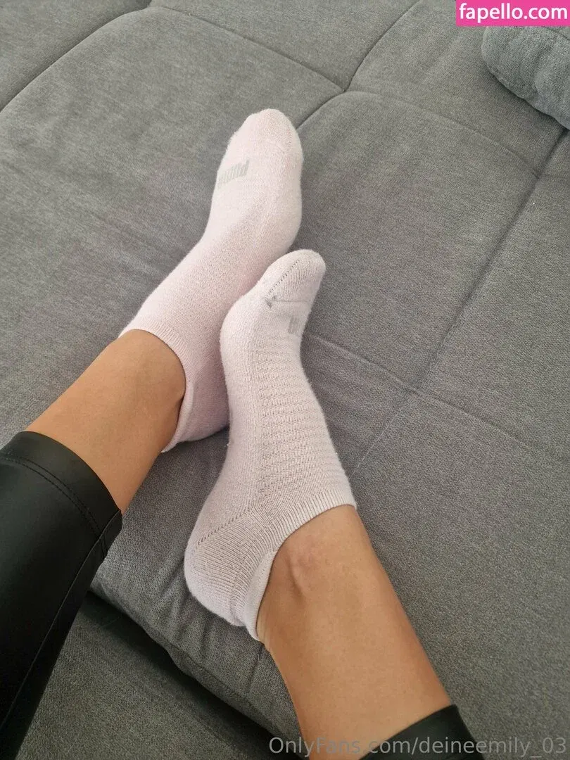 deineemily_03 Onlyfans Photo Gallery 