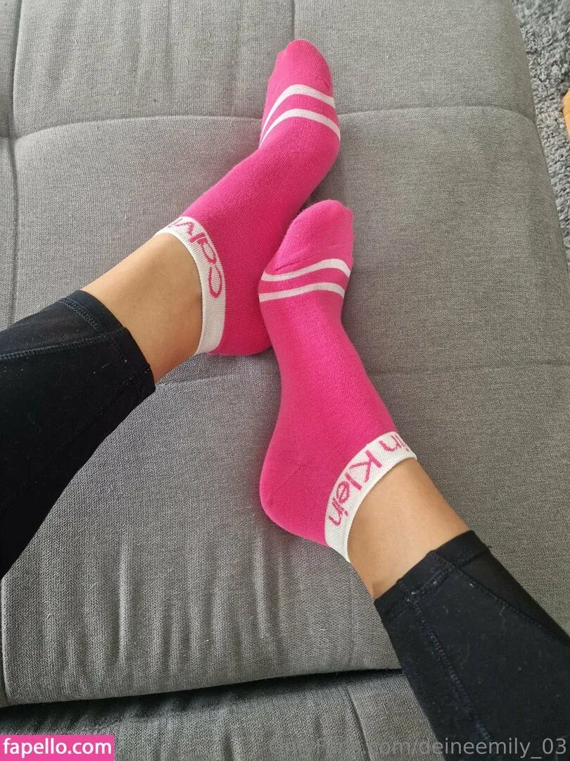 deineemily_03 Onlyfans Photo Gallery 