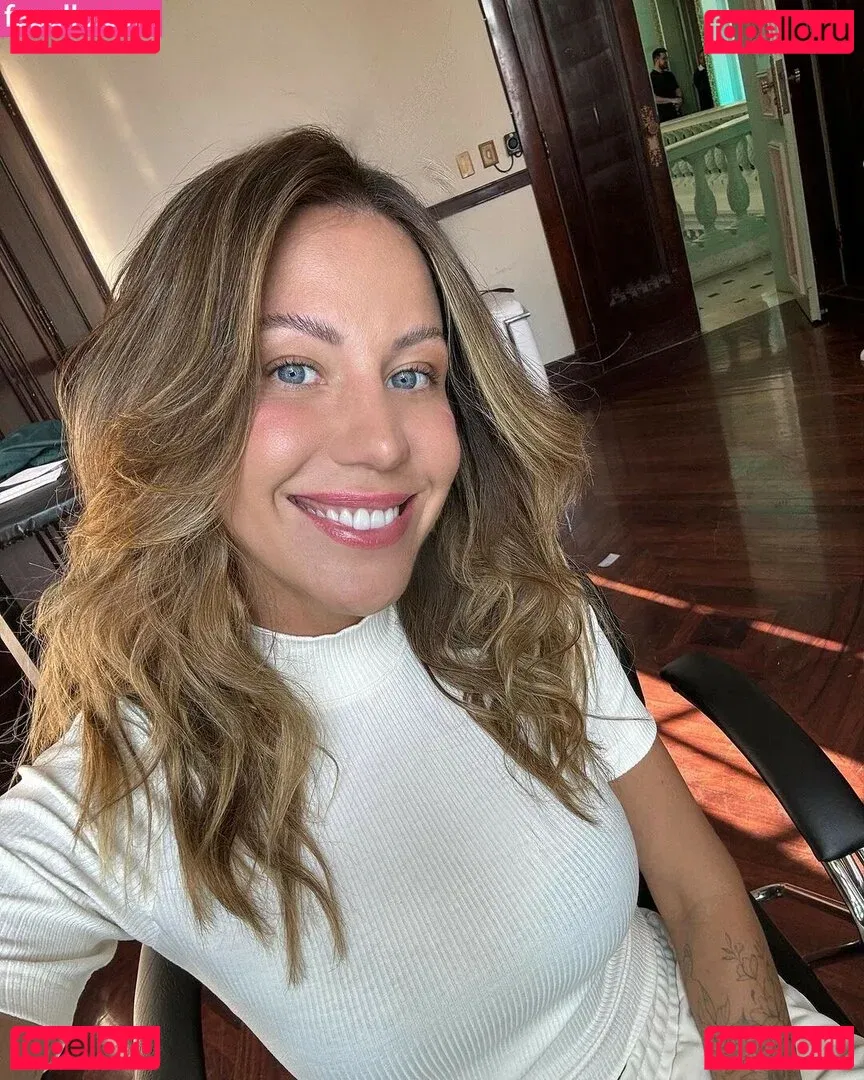 Barbara Coelho Onlyfans Photo Gallery 