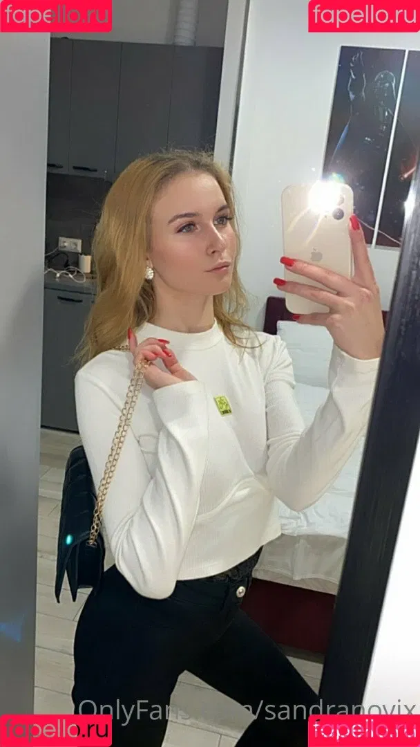 iamsandranovix Onlyfans Photo Gallery 