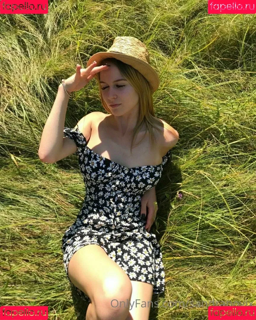 iamsandranovix Onlyfans Photo Gallery 