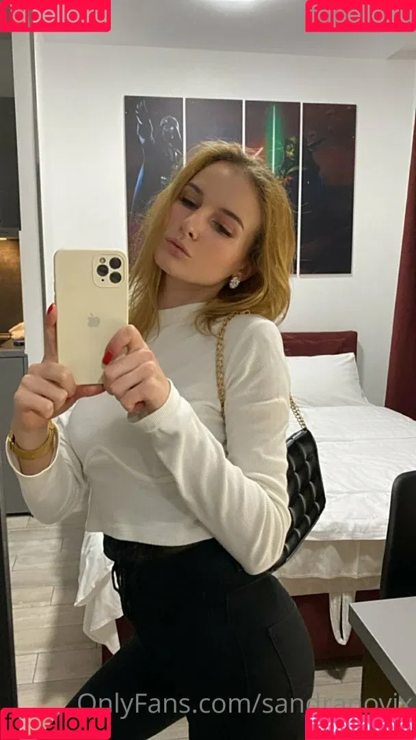 iamsandranovix Onlyfans Photo Gallery 